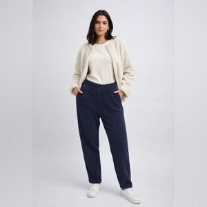 Patagonia Women’s Fleece Pants Navy Blue SZ M Recycled Polyester Lounge Outdoor